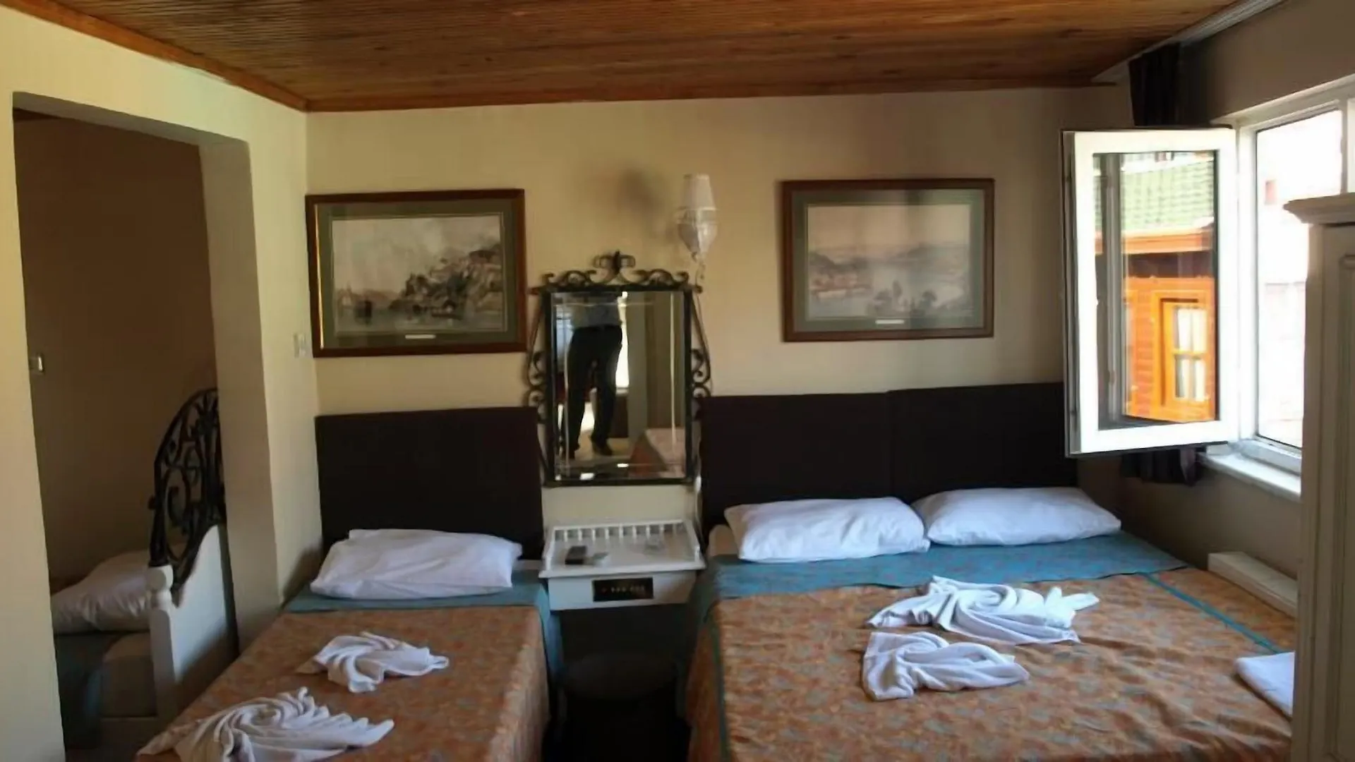 Family Istanbul Hotel