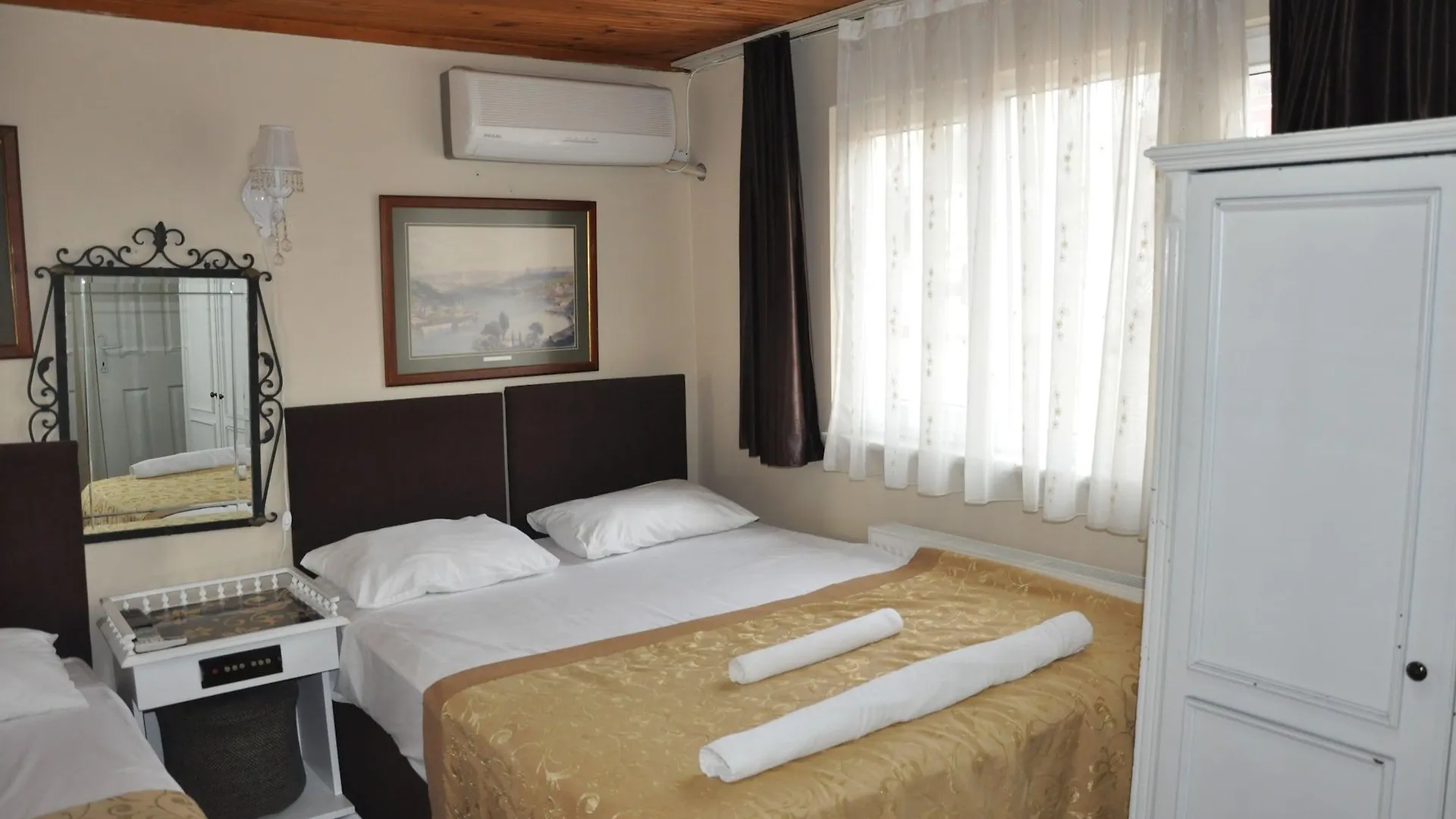 Family Istanbul Hotel