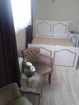 Family Istanbul Hotel 3*,